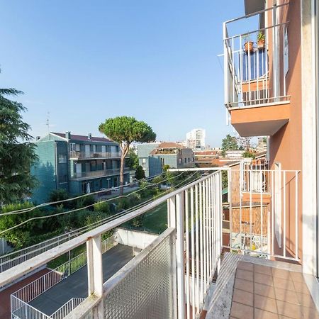 Precotto Comfortable Flat With Balcony Apartment Milan Exterior photo